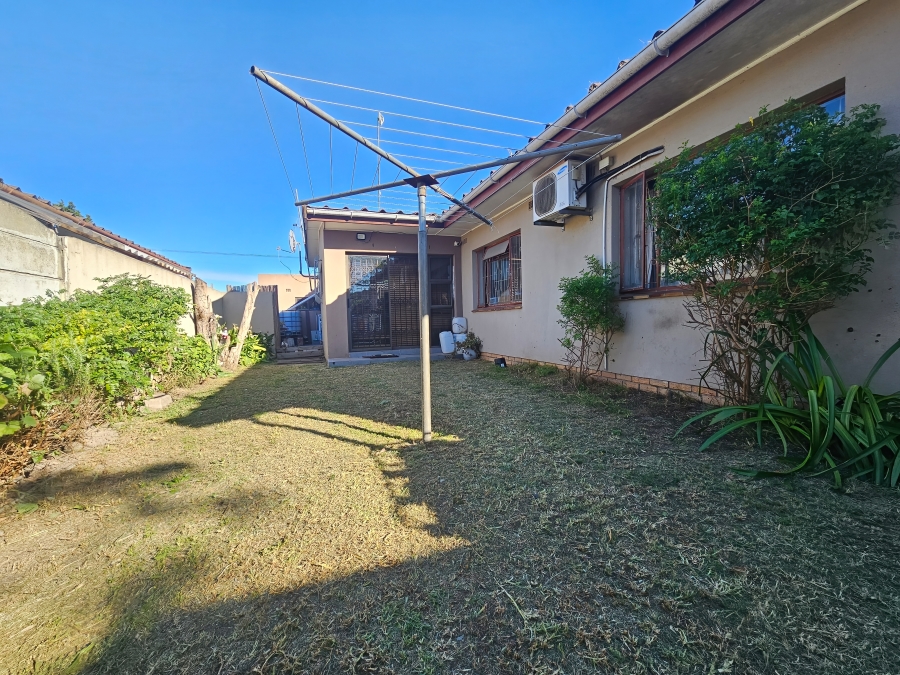 3 Bedroom Property for Sale in Peerless Park North Western Cape